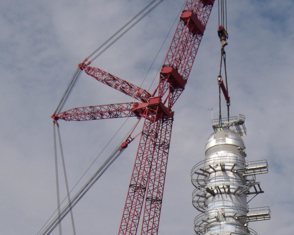heavy lift crane